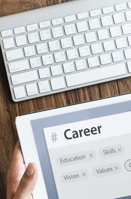Quel mastère spécialisé® choisir pour maximiser ses perspectives d'emploi en 2026 ?